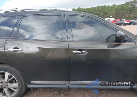 2015 Nissan Pathfinder Platinum из США, поврежденный, VIN 5N1AR2MN7FC682938